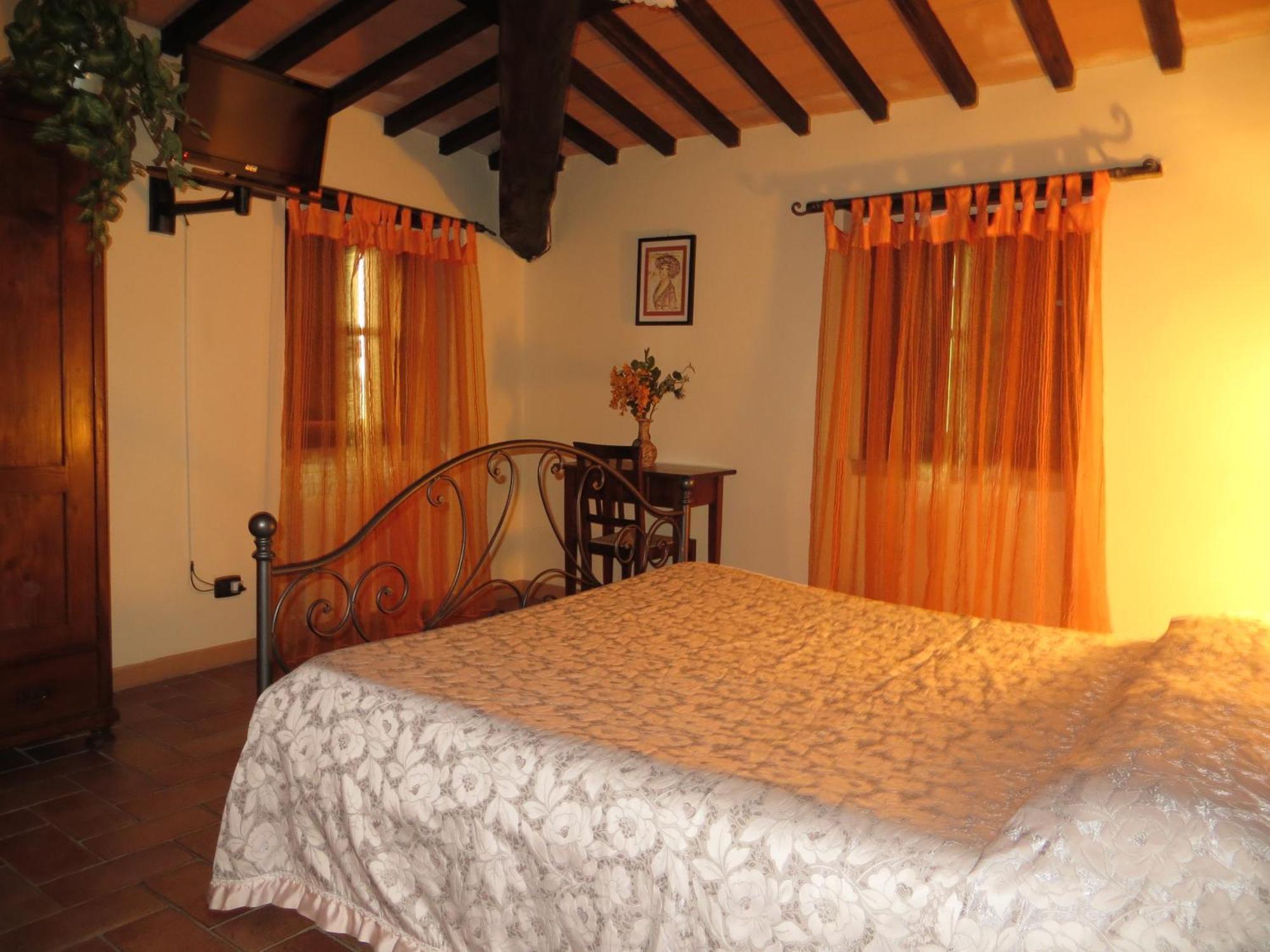 Agriturismo Casale Delle Lucrezie Todi Luaran gambar